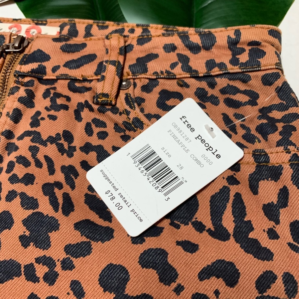 🧡Free People Zip It Up Printed Leopard Mini Skirt - Picture 3 of 6